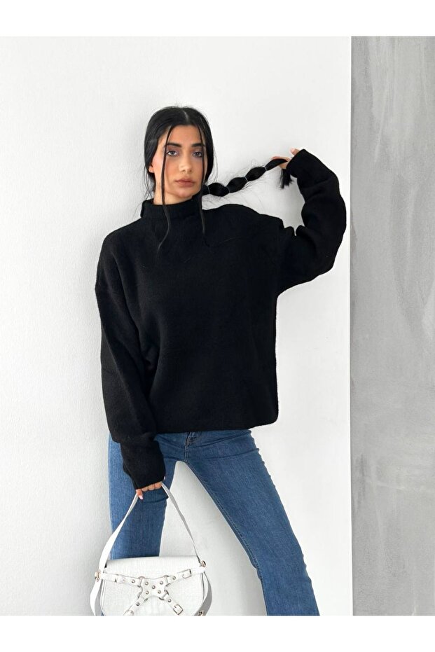 Marka Model Boğazlı Ipek Triko Siyah Kazak - 3