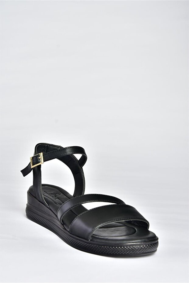 P674300709 Fekete éksarkú napi női szandál - 6