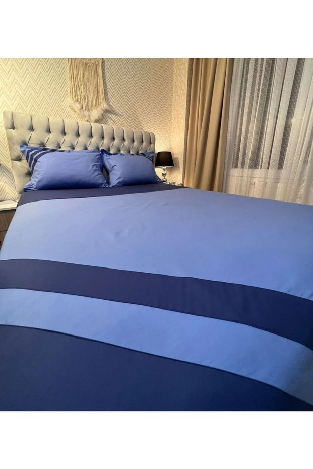 Dark Blue Patterned Quilt Cover
