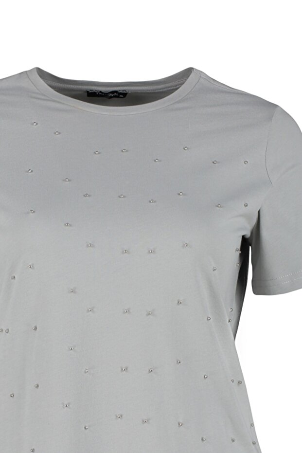 Gri Bisiklet Yaka Aksesuarlı %100 Pamuk Örme T-shirt TBBSS23BF00005 - 7