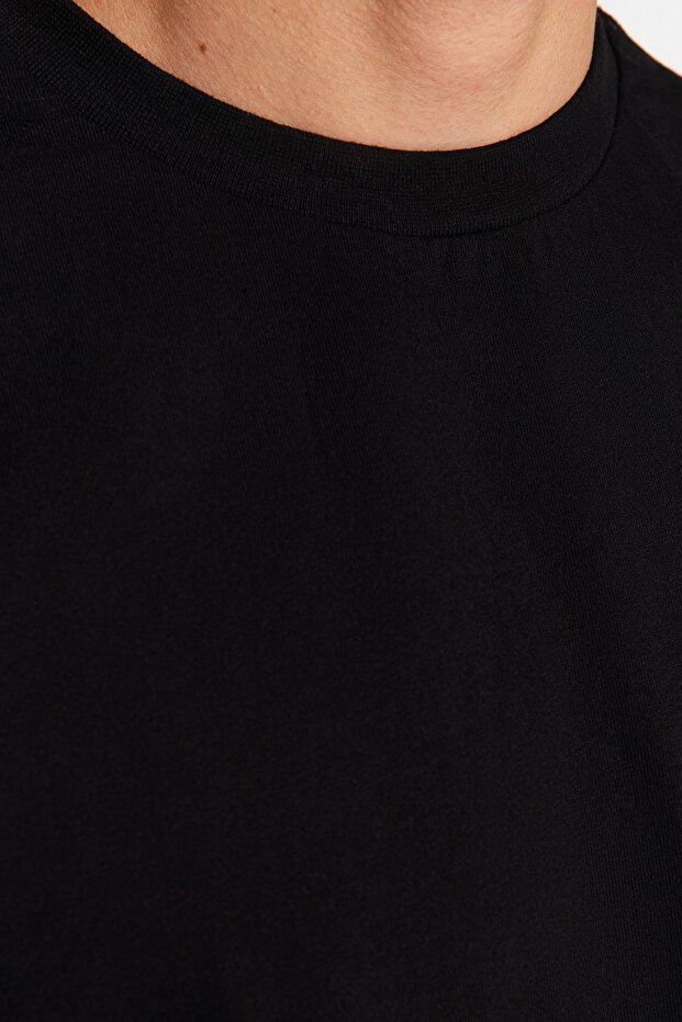 Siyah Basic %100 Pamuklu Relaxed/Rahat Kesim T-Shirt TMNSS22TS0274 - 5