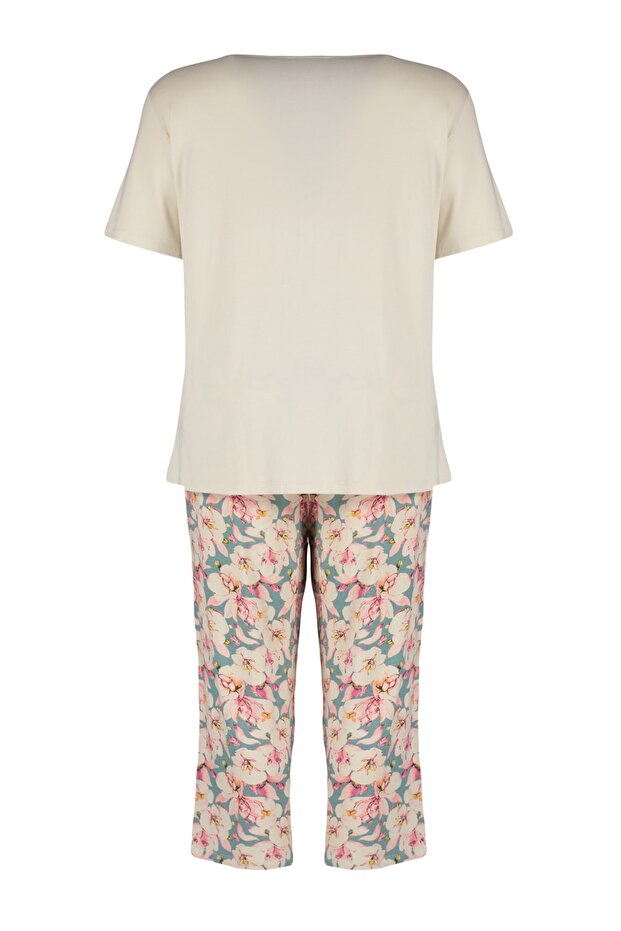 Ekru Çiçekli Kapri Boy Örme Pijama Takımı TBBSS23AI00009 - 8