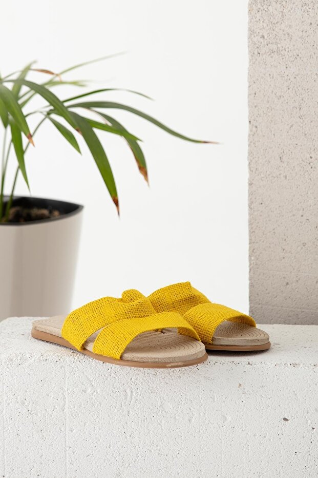 Bantlı Sarı Hasır Terlik - 2