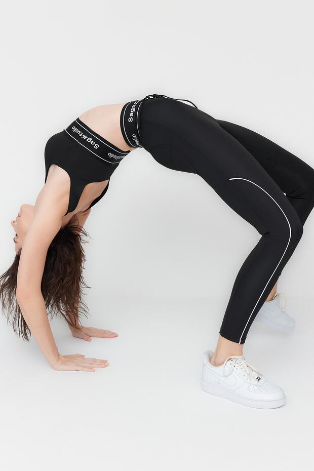 X Sagaza Studio Siyah Toparlayıcı Kordon Biye Detaylı ve Push Up Dikişli Spor Tayt - 1
