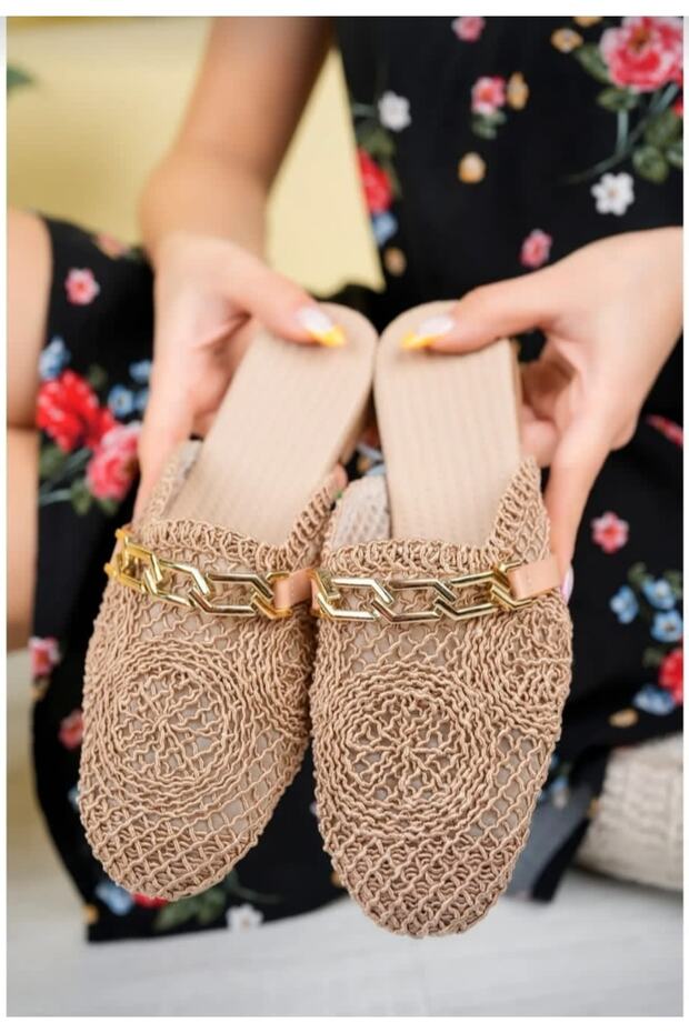 النعال محبوكة - 1