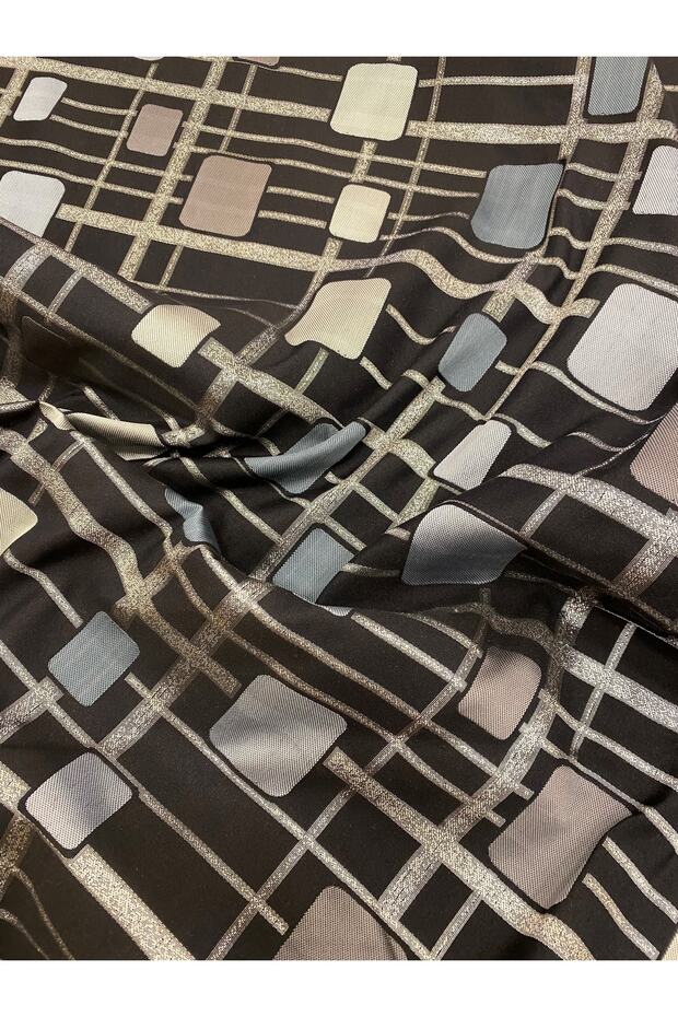 Comfortable Cut with Upholstery - 1