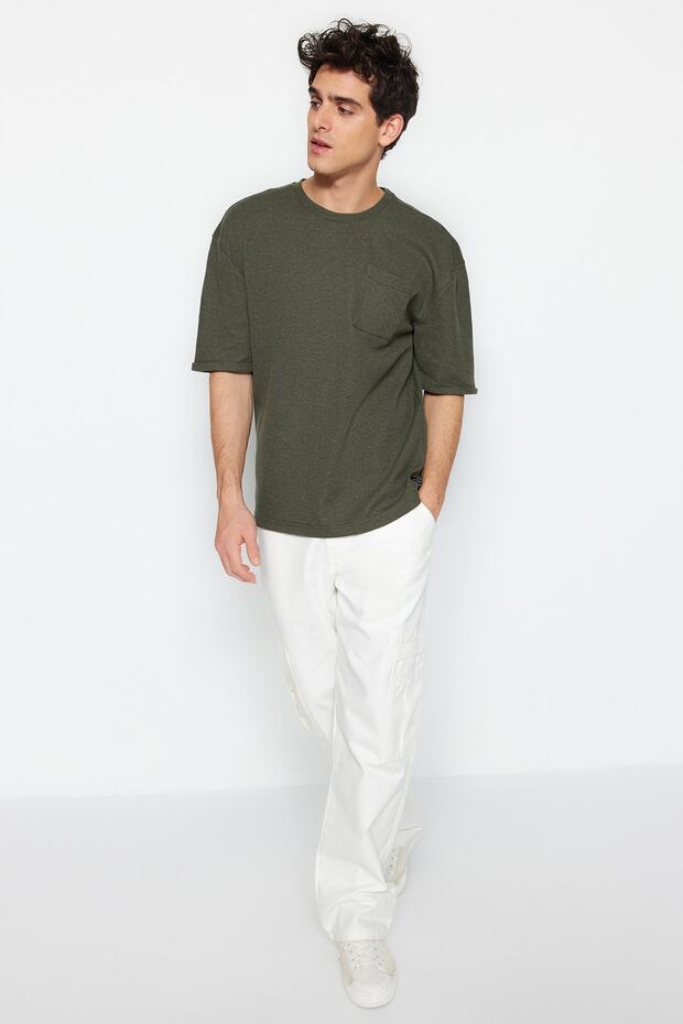 Haki Oversize/Geniş Kesim Bisiklet Yaka Kısa Kol Cepli Etiket Detaylı T-Shirt TMNSS23TS00077 - 3