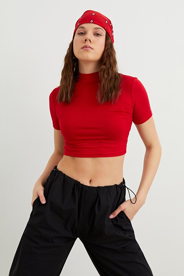 Women's Red Short Sleeve Crop Blouse