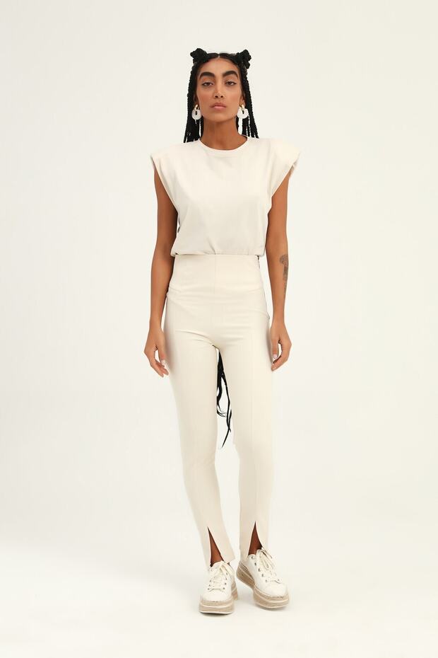 Μπλουζάκι με επένδυση αμάνικο Basic - 3