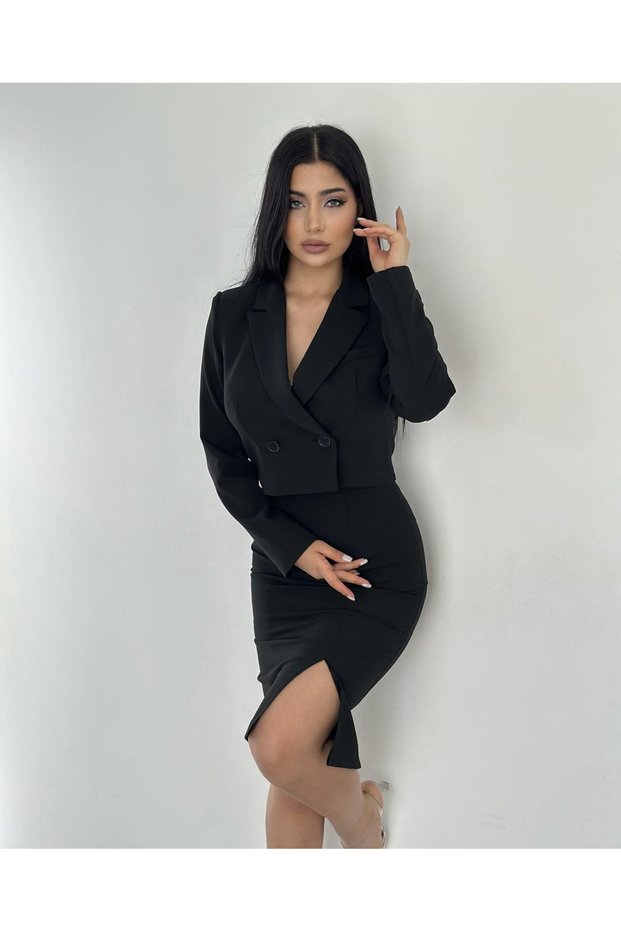 بدلة سترة وتنورة سترة قصيرة باللون الأسود