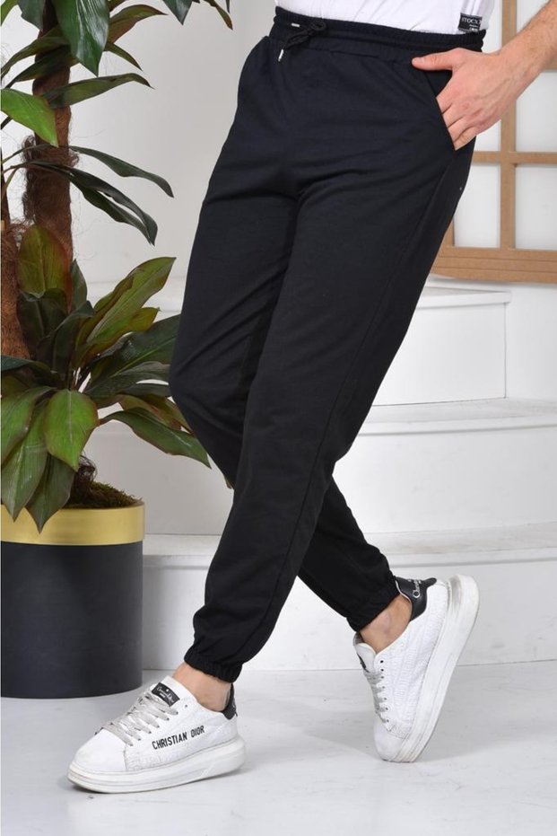 Black Color Unisex Slim Fit Jogger Sweatpants with Elastic Legs