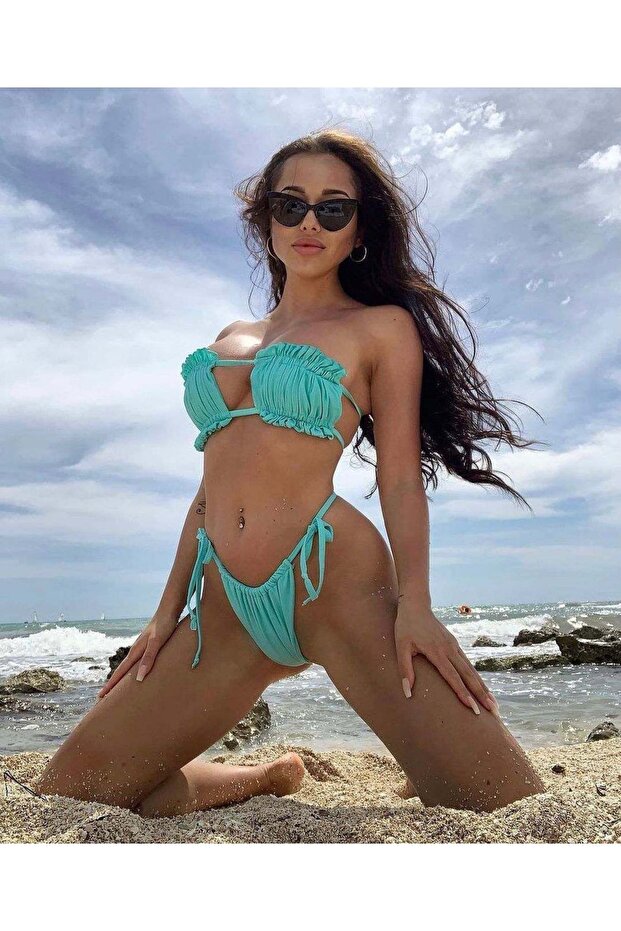 مجموعة بيكيني برباط من دينيس