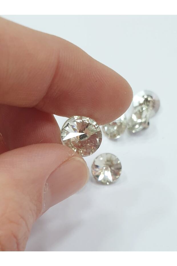 10mm Crystal Rhinestone Button (100 AD)