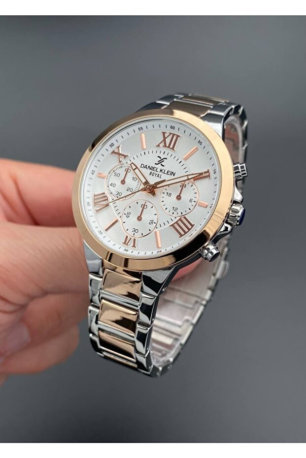 Women's Wristwatch Rose Silver Color 3 Atm Water Resistance