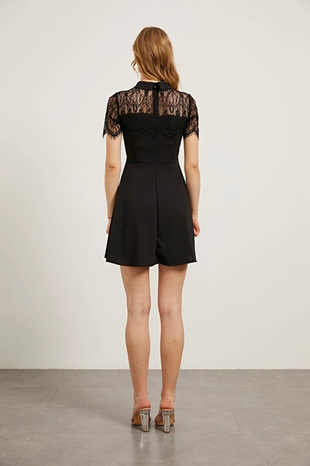Omuz Dantelli Mini Elbise - 4