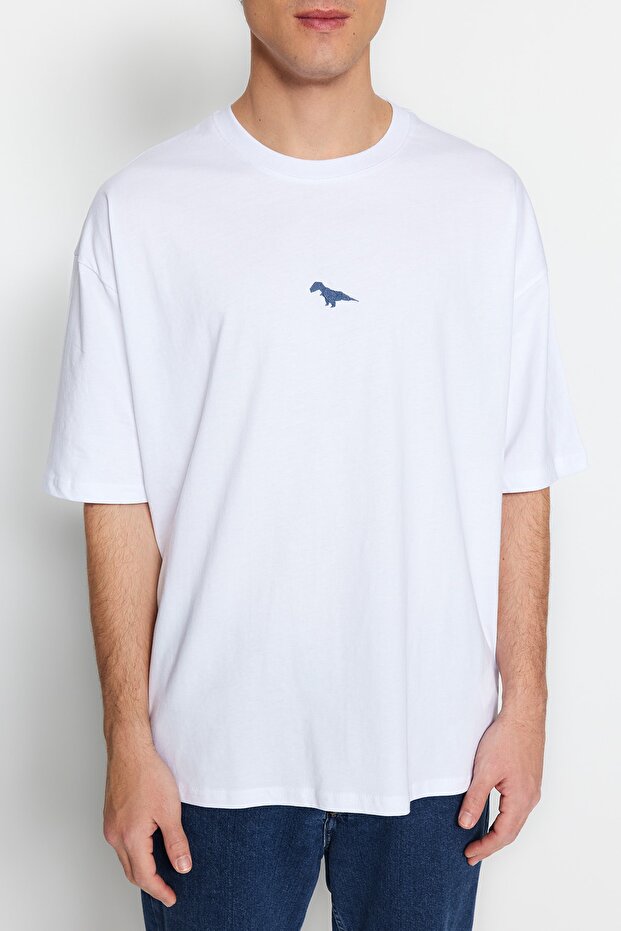 Beyaz Oversize/Geniş Kesim Kısa Kol Dinozor Nakışlı %100 Pamuklu T-Shirt TMNSS23TS00243 - 5