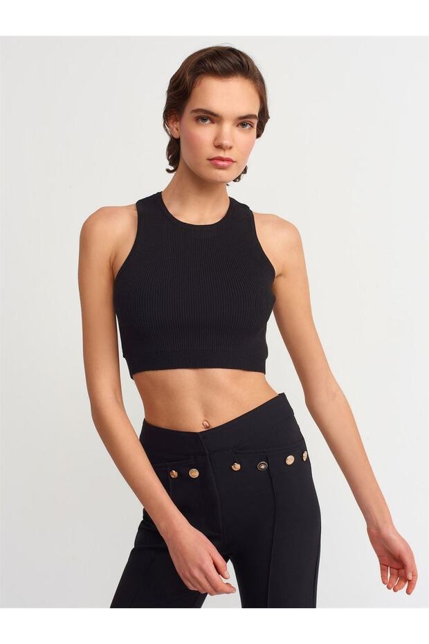 طاقم الرقبة - تصميم أنيق - 1