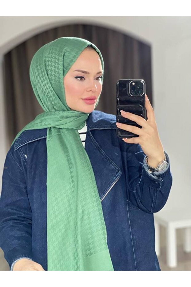 شال الكشمير بشجرة الشاي بنقش مربع