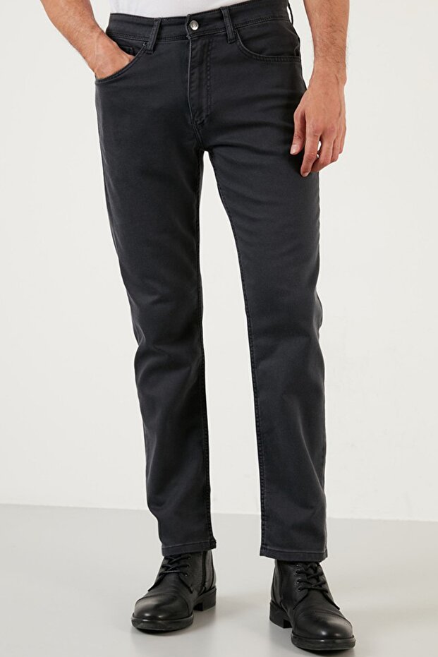 Erkek Yüksek Bel Regular Fit Pamuklu Kot Pantolon - 1