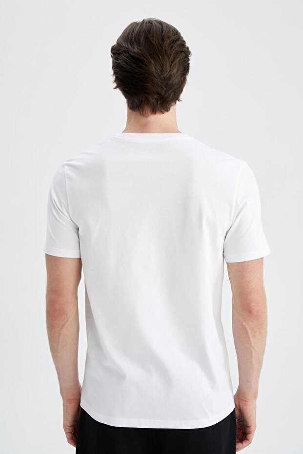 تي شيرت أساسي برقبة دائرية وقصة عادية - 6