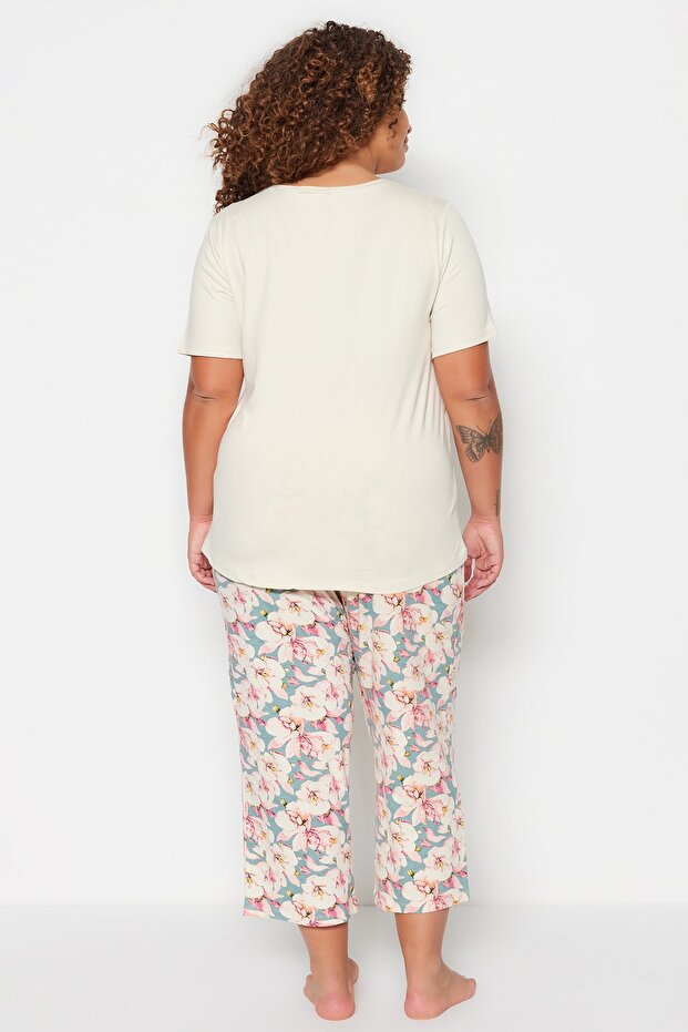 Ekru Çiçekli Kapri Boy Örme Pijama Takımı TBBSS23AI00009 - 5
