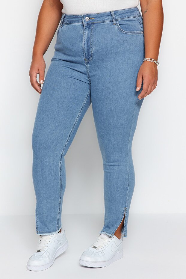 Mavi Paçası Yırtmaç ve Püskül Detaylı Esnek Skinny Denim Jeans TBBSS23CJ00020 - 3