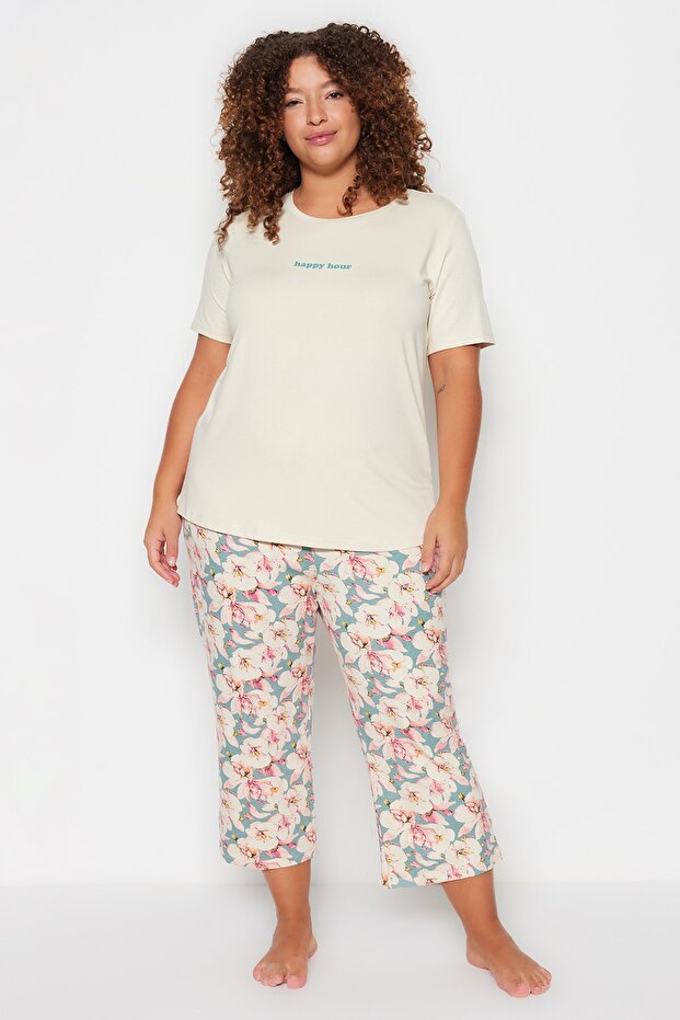 Ekru Çiçekli Kapri Boy Örme Pijama Takımı TBBSS23AI00009 - 4