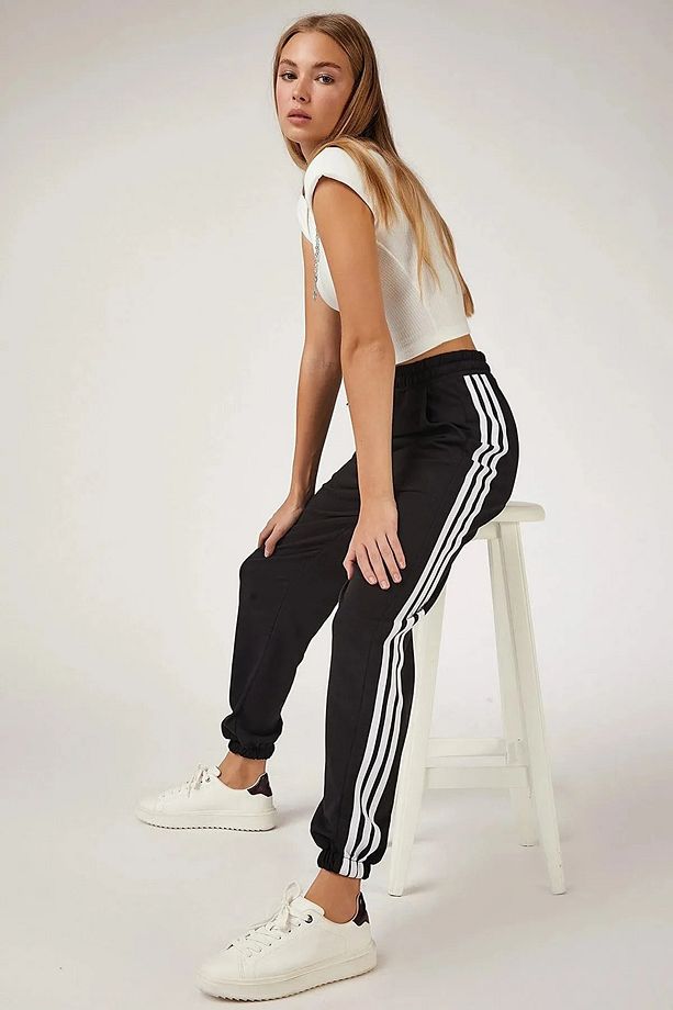 Kadın Oversize Bağcıklı Paça Lastikli Şeritli Siyah Eşofman Altı - 1