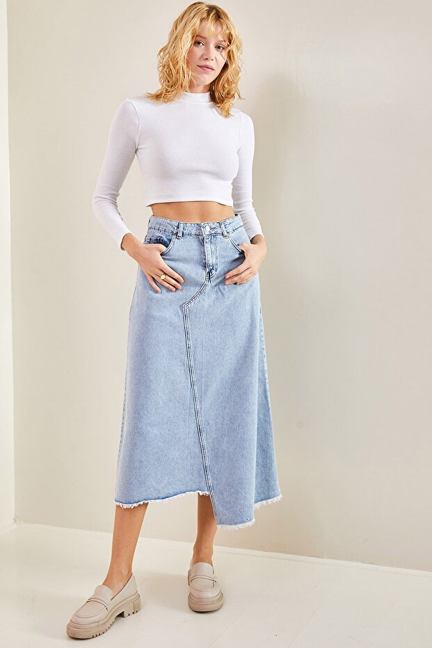 Women's Ice Blue Symmetrical Pattern Tasseled Denim Skirt 40601019