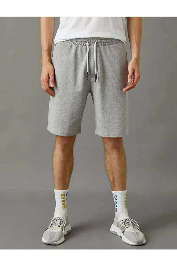 Gri Beli Bağcıklı Oversize Bermuda Şort - 3