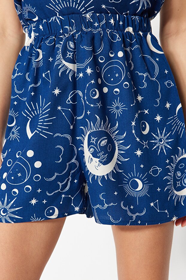 Indigo Galaksi Desenli İp Askılı Viskon Şortlu Dokuma Pijama Takımı THMSS23PT00006 - 5
