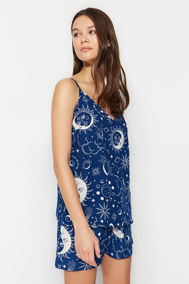 Indigo Galaksi Desenli İp Askılı Viskon Şortlu Dokuma Pijama Takımı THMSS23PT00006 - 6