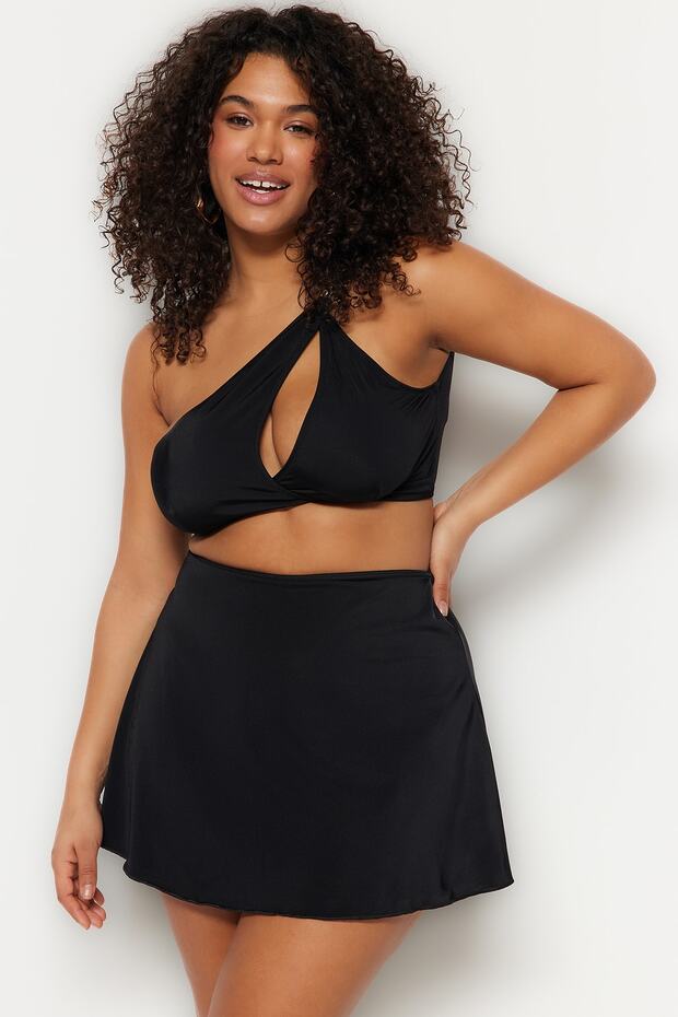 Siyah Şort Etekli Mini Büyük Beden Bikini Altı TBBSS23CR00015 - 1