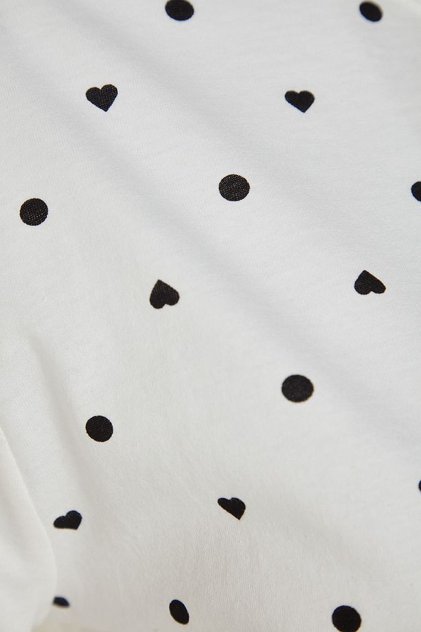 Beyaz %100 Pamuklu Puantiyeli ve Kalpli Şortlu Örme Pijama Takımı THMSS21PT1485 - 7