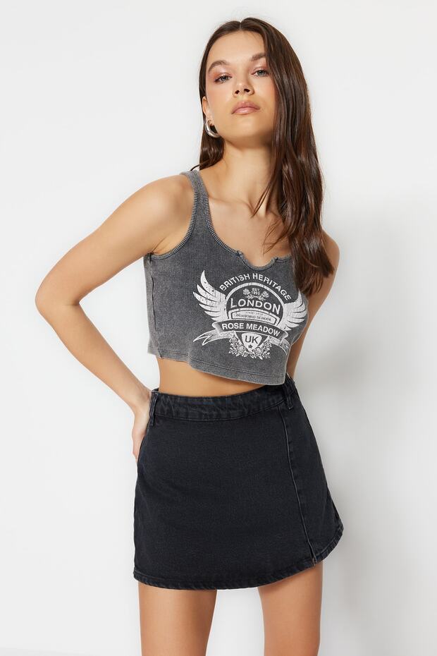 Siyah Yırtmaçlı Denim Şort Etek TWOSS23SR00091 - 2