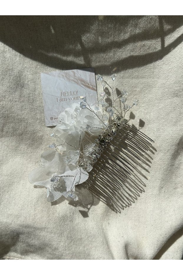 Flower Hairpin - Bridal Hair Accessory - White Crystal Stone Comb Hairpin