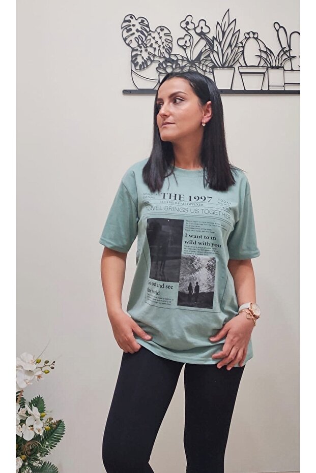 Mint The 1997 Printed Oversize Women's Tshirt
