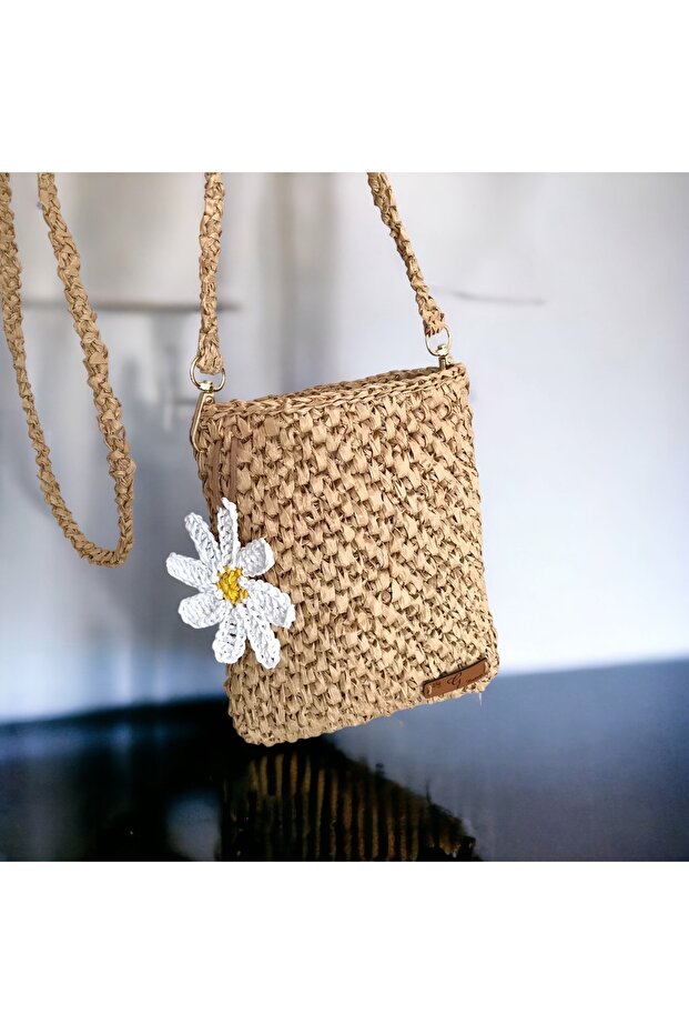 Rafyaip Knitted Daisy Mini Bag