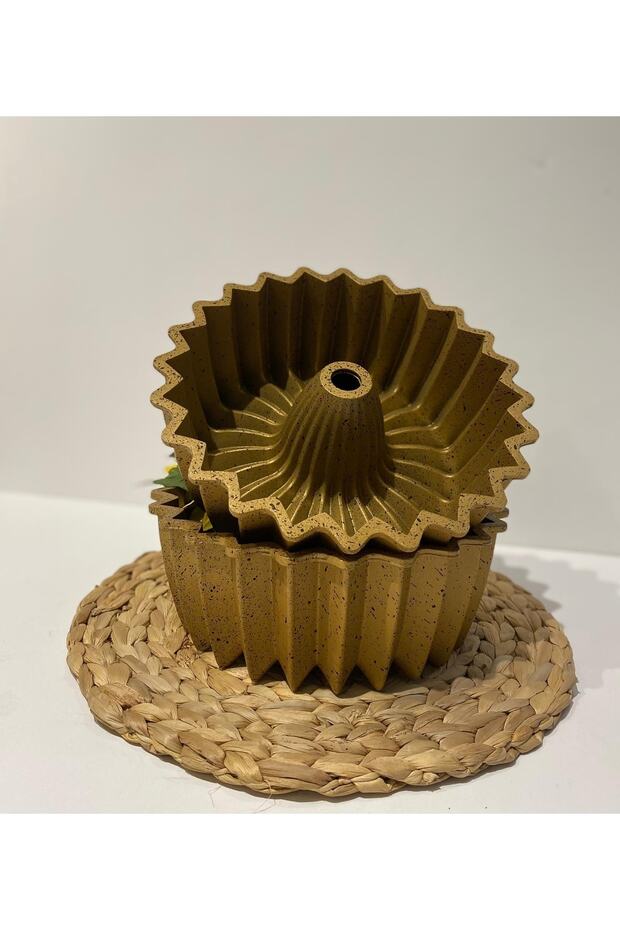 Aluminum Casting Star Cake Mold Gold