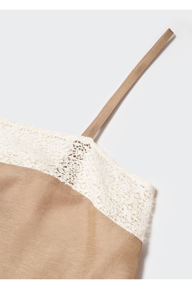 Dantel Parçalı Üst - 7