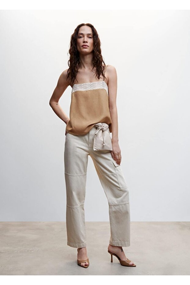 Dantel Parçalı Üst - 2