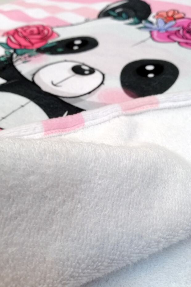 منشفة الشاطئ بنقشة الباندا - 3