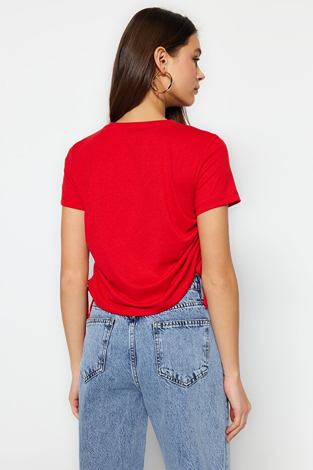 Kırmızı 100% Pamuk Büzgü Detaylı Basic Bisiklet Yaka Örme T-Shirt TWOSS21TS0131 - 6