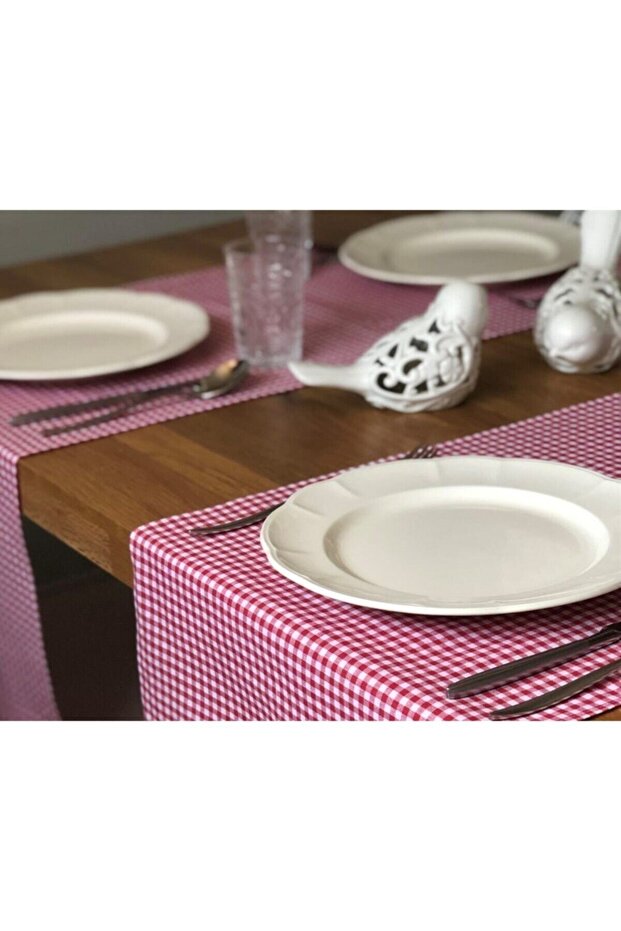 مفرش طاولة من سلسلة Gingham Nostalgia - 2