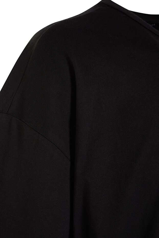 Unisex Siyah Oversize/Geniş Kesim Basic %100 Pamuklu T-Shirt TMNSS22TS0318 - 9