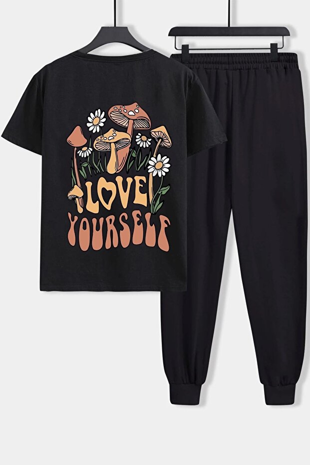 طقم بدلة رياضية بطبعة Love Yourself للجنسين