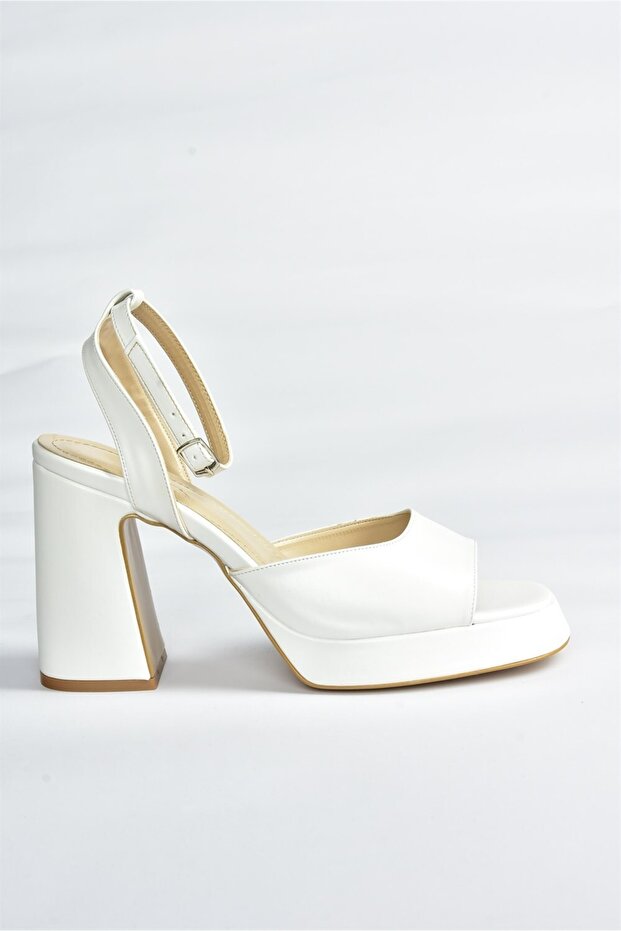 Fehér vastag, platós sarkú női cipő M570345609 - 7