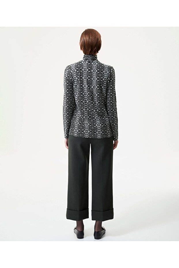 Abstract Pattern Jersey - 4