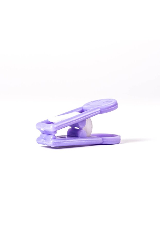 40-Piece Plastic Clothes Pegs First Quality Practical Organizer - 3