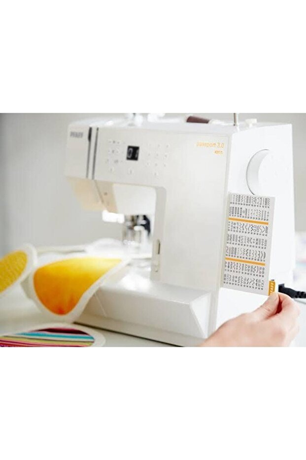 Pfaff Passport 3.0 - 1